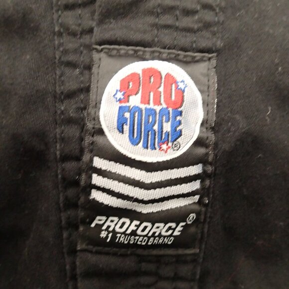 Kids Tae Kwon Do Uniform - Picture 1 of 7